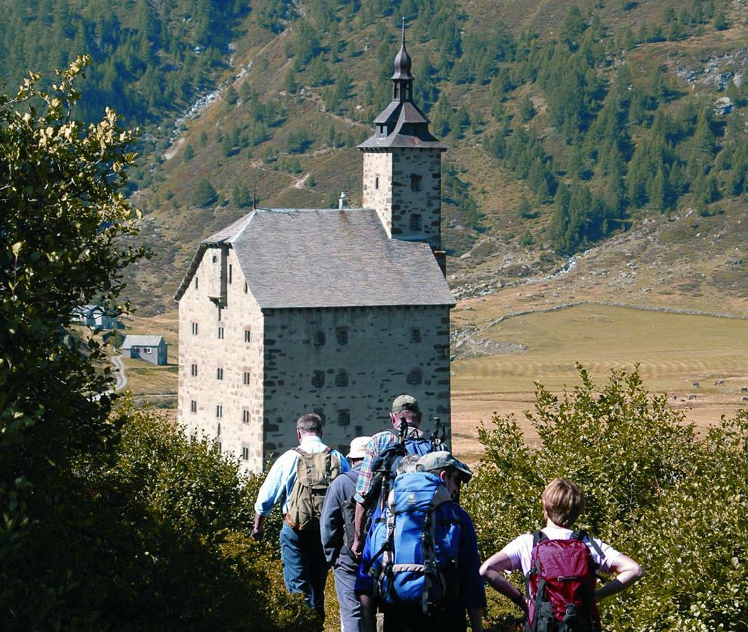 Gaestehaus St. Ursula Brig Exteriér fotografie